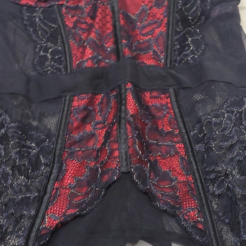 Victoria's Secret Red and Black Lace Chemise - Picture 6 of 12